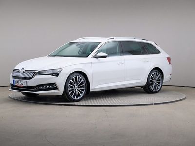 begagnad Skoda Superb iV Tsi 218 Plug-in Combi L&K Business Dragpkt