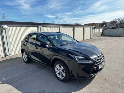 Lexus NX300h