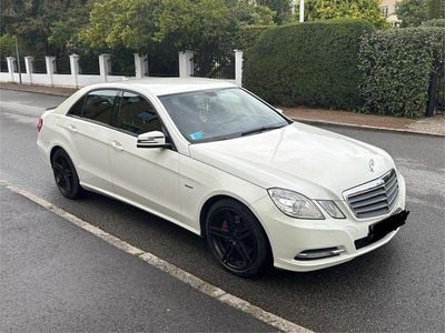 Mercedes E200