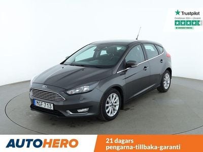 Grå Begagnad 2015 Ford Focus Titanium Halvkombi | 107 000 kr (Marknadspris)