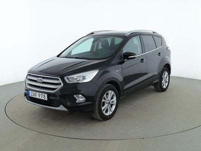 Svart Begagnad 2017 Ford Kuga Titanium SUV | 136 000 kr (Marknadspris)