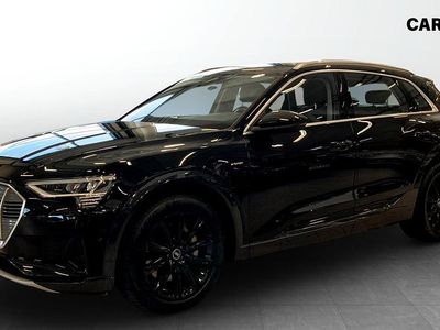 Begagnad Audi e-tron 300 kW (408 HK) 2023 Svart SUV