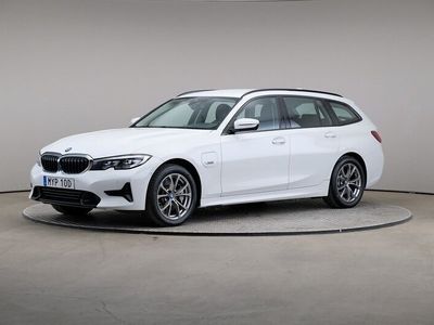 BMW 330e