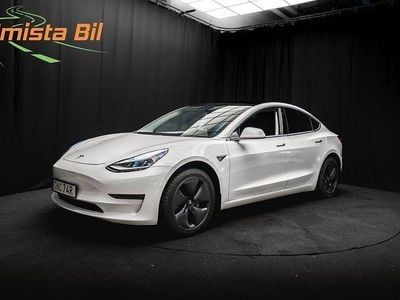 Begagnad Tesla Model 3 Long Range AWD 366 kW (498 HK) 2019 Vit Sedan