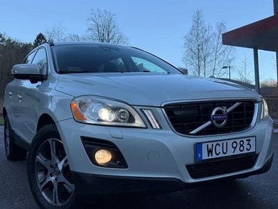 Vit Begagnad 2009 Volvo XC60 SUV | 79 900 kr (Lite dyr)