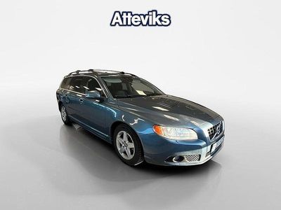 Begagnad Volvo V70 Momentum 114 HK (83 kW) 2012 Blå Kombi