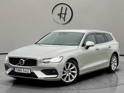 Begagnad Volvo V60 Momentum 190 HK (139 kW) 2018 Vit Kombi