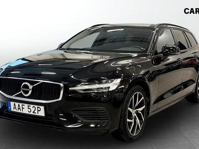 Svart Begagnad 2020 Volvo V60 Momentum Kombi | 244 900 kr (Superpris)