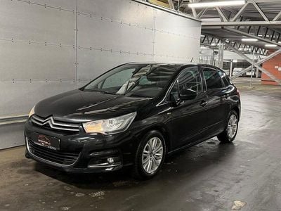 Flerfärgad Begagnad 2014 Citroën C4 Halvkombi | 74 900 kr (Lite dyr)