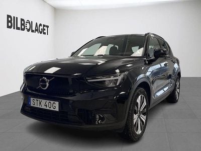 Begagnad Volvo XC40 Core 169 kW (231 HK) 2022 Svart SUV