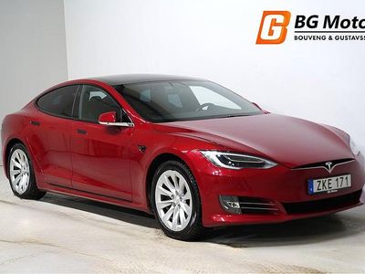 Röd Begagnad 2018 Tesla Model S Halvkombi | 259 900 kr (Marknadspris)