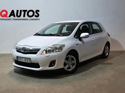 Begagnad Toyota Auris Hybrid Plus 136 HK (100 kW) 2012 Vit