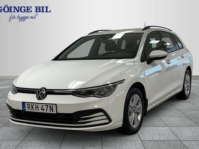 Vit Begagnad 2022 VW Golf VIII Kombi | 249 000 kr (Marknadspris)