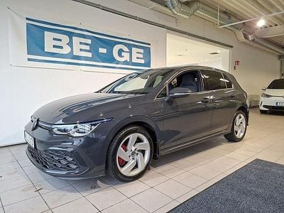 Grå Begagnad 2023 VW Golf VIII GTE Halvkombi | 369 900 kr (Dyr)