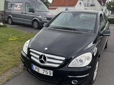 Mercedes B180