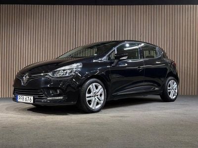 Svart Begagnad 2017 Renault Clio IV Zen Halvkombi | 108 000 kr (Lite dyr)