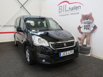Svart Begagnad 2015 Peugeot Partner Tepee Minibuss | 119 000 kr (Marknadspris)