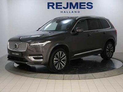 Grå Begagnad 2023 Volvo XC90 Plus SUV | 699 500 kr (Marknadspris)
