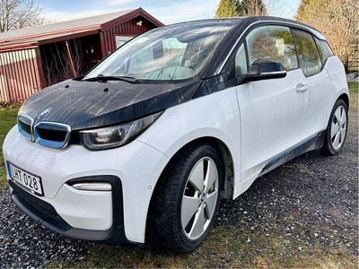 Begagnad 2018 BMW i3 Comfort Edition Halvkombi | 149 900 kr (Lite dyr)