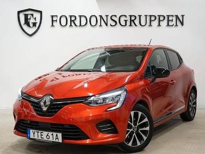 Röd Begagnad 2019 Renault Clio V Zen Halvkombi | 124 800 kr (Marknadspris)