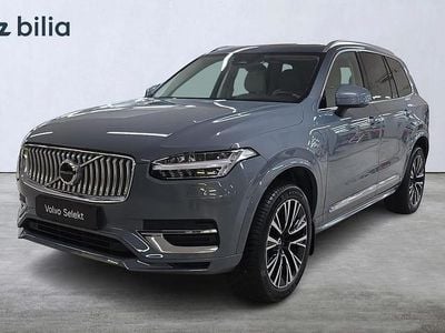 Grå Begagnad 2023 Volvo XC90 Plus SUV | 649 000 kr