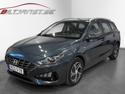 Begagnad Hyundai i30 Essential 122 HK (89 kW) 2021 Blå Kombi