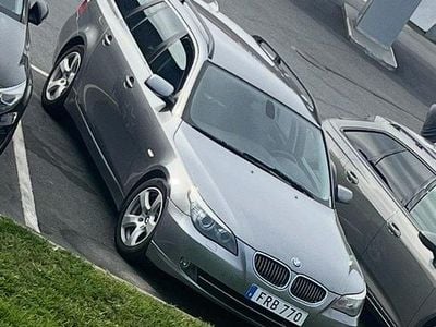 BMW 523