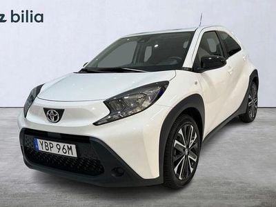 Begagnad Toyota Aygo X Play 72 HK (52 kW) 2022 Vit SUV