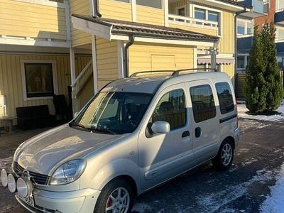 Begagnad Renault Kangoo 95 HK (69 kW) 2006