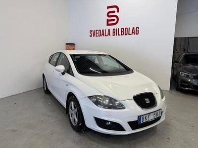 Vit Begagnad 2011 Seat Leon Style Halvkombi | 28 900 kr (Marknadspris)