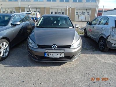 Grå Begagnad 2013 VW Golf VII Halvkombi | 97 000 kr (Dyr)