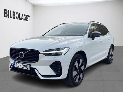 Vit Begagnad 2024 Volvo XC60 Plus SUV | 559 500 kr (Marknadspris)