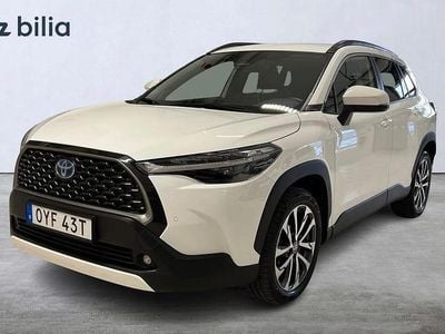 Vit Begagnad 2022 Toyota Corolla Cross Executive SUV | 384 900 kr (Lite dyr)