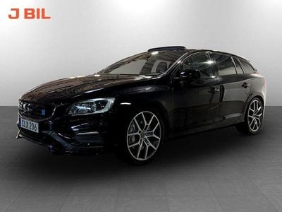 Svart Begagnad 2014 Volvo V60 Kombi | 309 900 kr