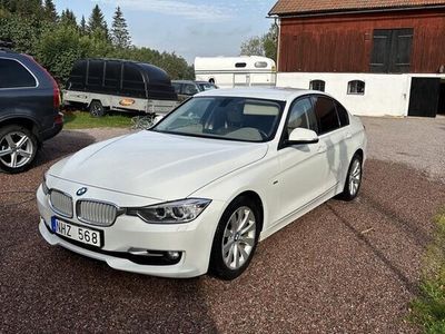 begagnad BMW 320 Sedan