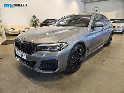 Blå Begagnad 2021 BMW 530e M Sport Sedan | 369 900 kr (Marknadspris)