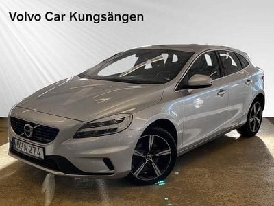 Begagnad Volvo V40 Business Edition 124 HK (91 kW) 2016 Silver Halvkombi