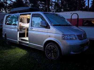 Begagnad VW Caravelle 131 HK (96 kW) 2008 Minibuss