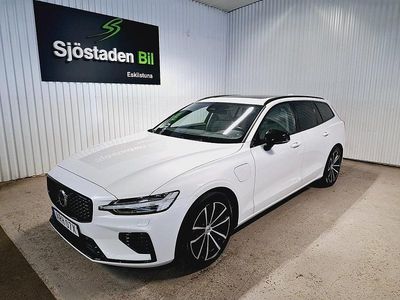 Vit Begagnad 2022 Volvo V60 R-Design Kombi | 429 900 kr (Lite dyr)
