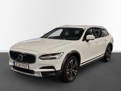 Vit Begagnad 2018 Volvo V90 CC Business Edition Kombi | 259 000 kr (Marknadspris)
