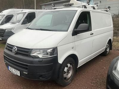 Vit Begagnad 2015 VW T6 Van | 80 000 kr