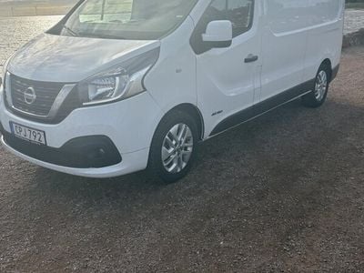 Nissan NV300