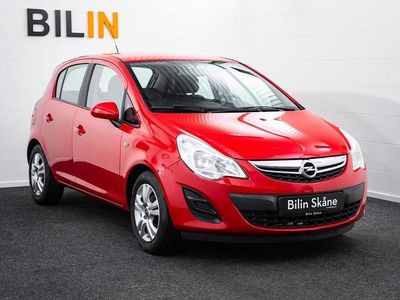 Begagnad Opel Corsa Enjoy 84 HK (61 kW) 2012 Röd Halvkombi