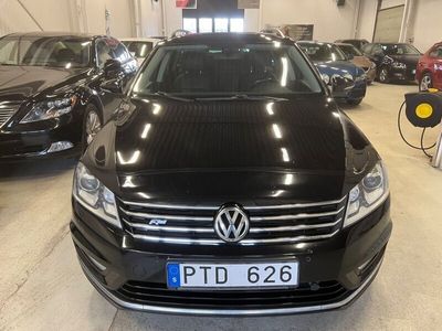 begagnad VW Passat Variant 2.0 TDI 4Motion Premium, R-Line,