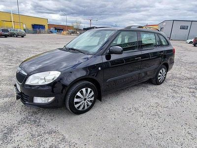 Svart Begagnad 2013 Skoda Fabia Elegance Kombi | 30 000 kr (Dyr)