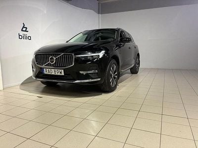 Svart Begagnad 2022 Volvo XC60 Core SUV | 349 900 kr (Bra pris)