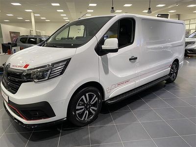 Vit Ny 2026 Renault Trafic Minibuss | 549 900 kr