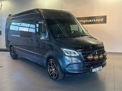 Mörkgrå (grå) Begagnad 2024 Mercedes Sprinter Van | 879 000 kr