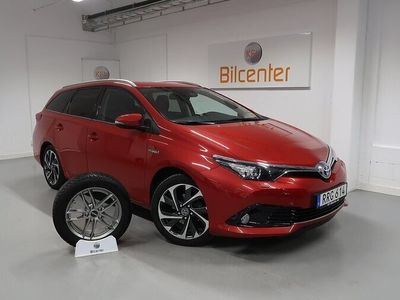 begagnad Toyota Auris Touring Sports Hybrid V-Däck ingår Backkamera-Bluetooth-Farthåll 2016, Halvkombi