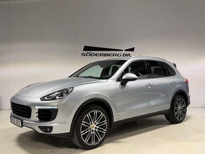 Silver Begagnad 2015 Porsche Cayenne Sport SUV | 279 900 kr (Marknadspris)